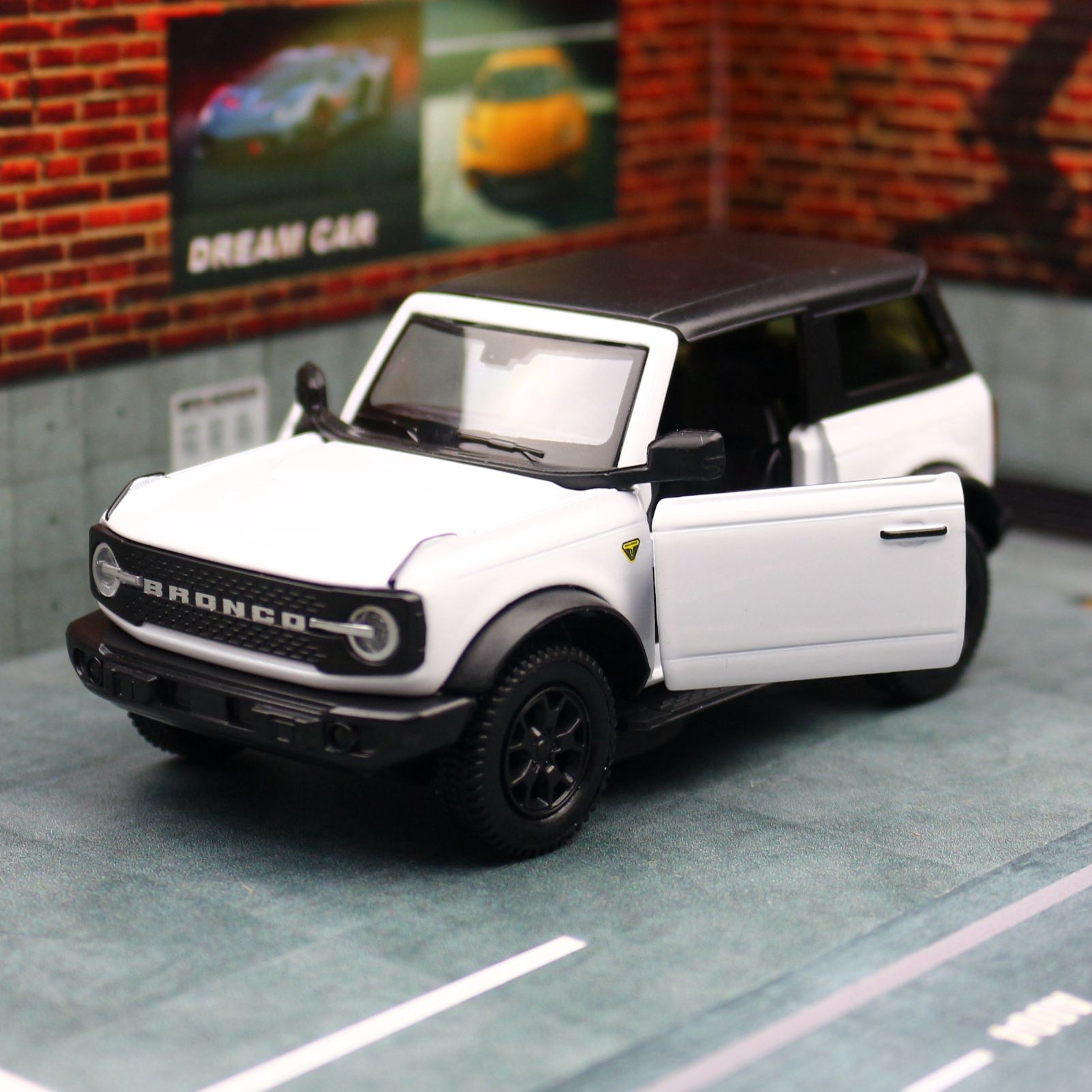 1/36 Ford Bronco SUV Off-Road  - Kids Toys Reviews recension och pris